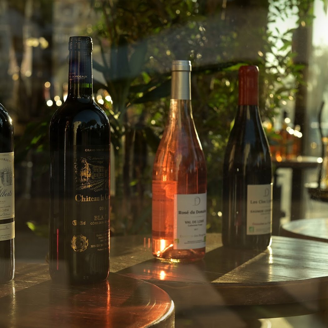 La Boissonnerie Bar / Boutique 1